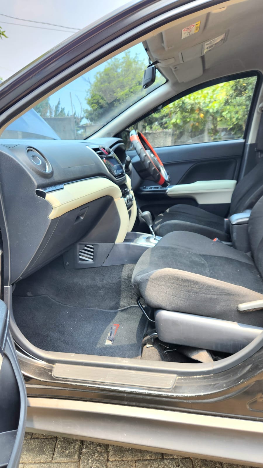 Galeri Toyota Rush S TRD 1.5 AT 2020 Hitam 2