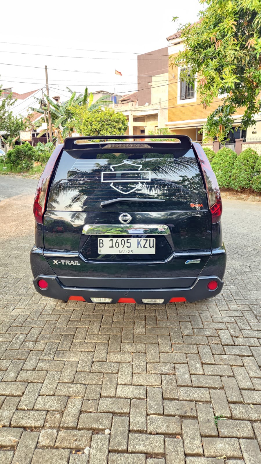 Galeri Nissan X-Trail ST 2.0 AT 12
