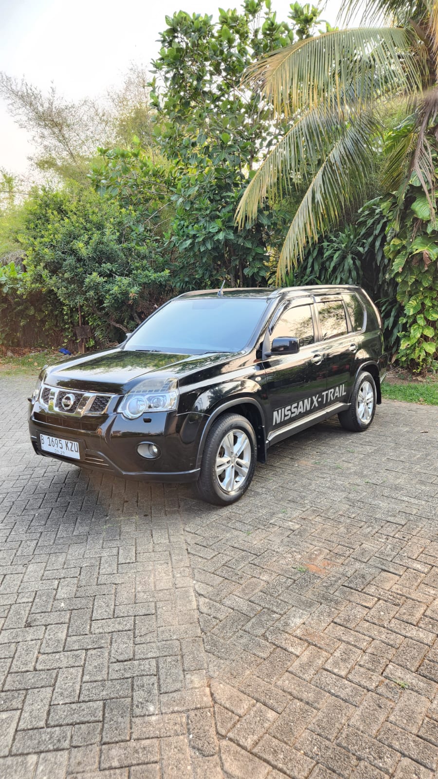 Galeri Nissan X-Trail ST 2.0 AT 3