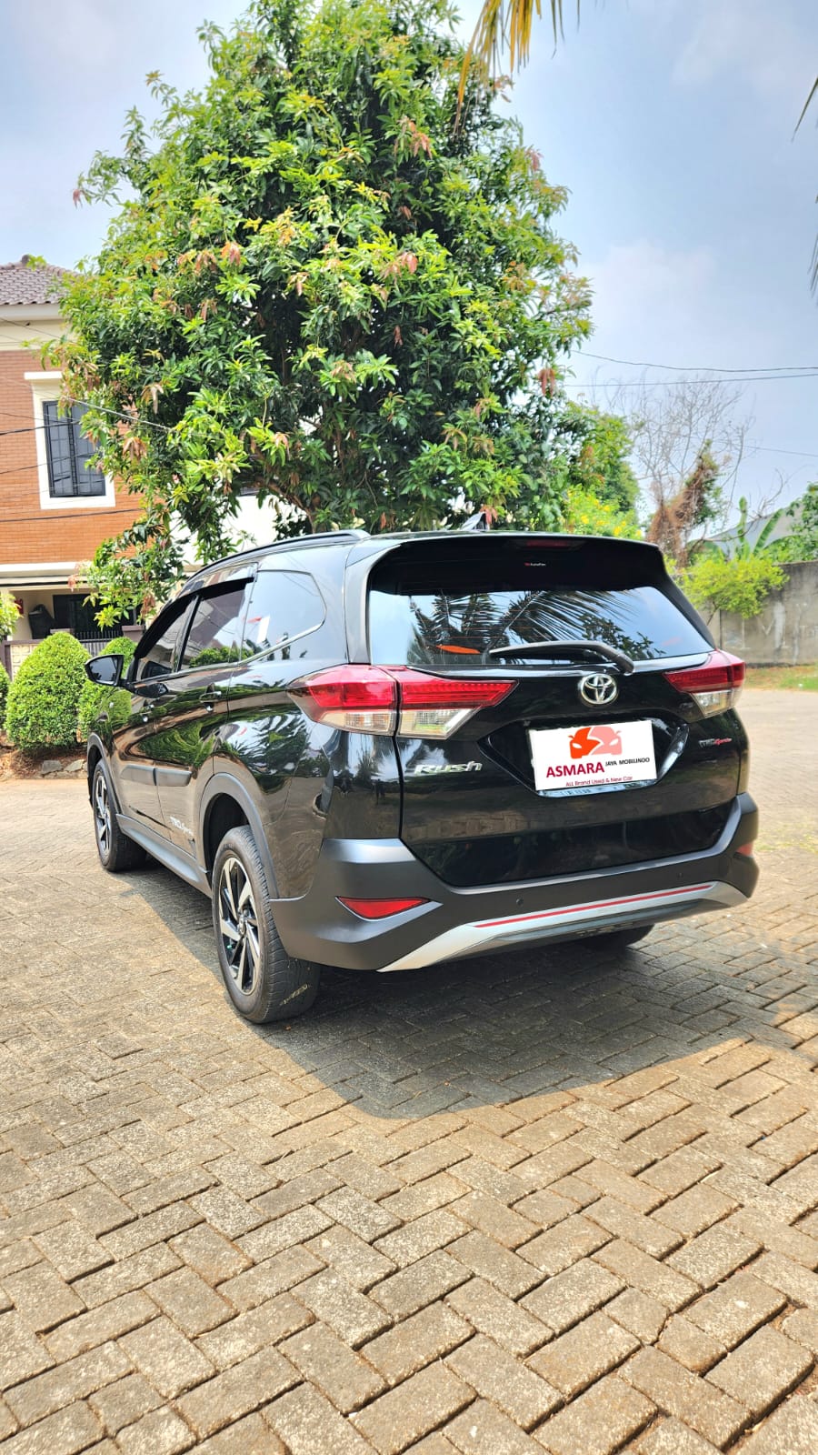 Galeri Toyota Rush S TRD 1.5 AT 2020 Hitam 7