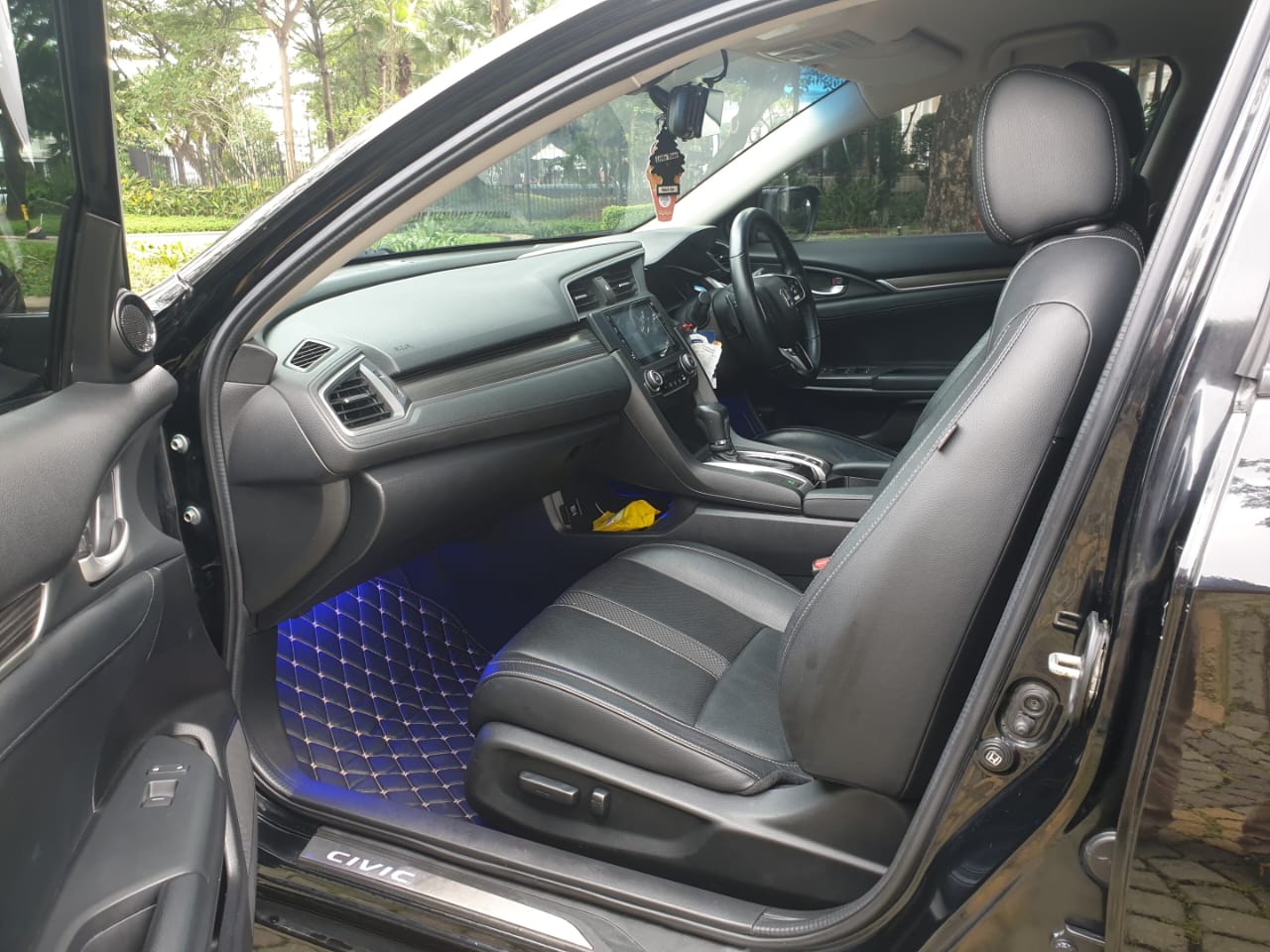 Galeri All New Honda Civic Turbo ES Sedan 1.5 2020 Hitam 12