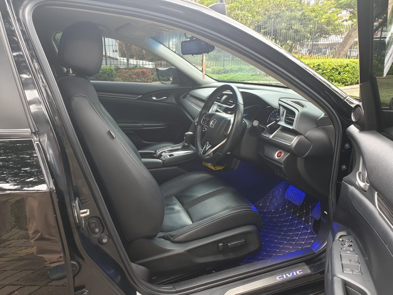Galeri All New Honda Civic Turbo ES Sedan 1.5 2020 Hitam 5