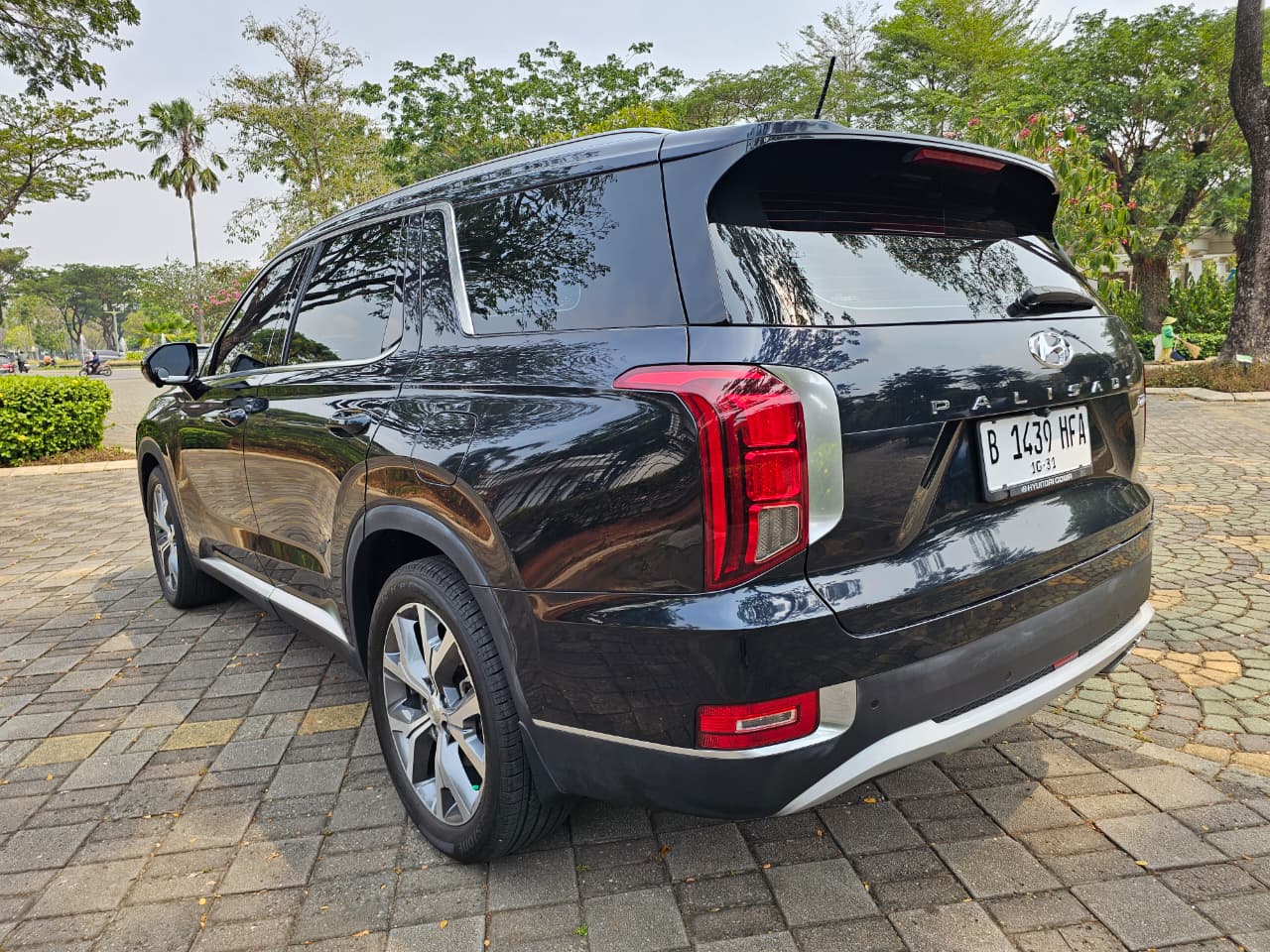 Galeri Hyundai Palisade Turbo Diesel Signature Luxury 2.2 AT 2021 Dark Blue Navy 5